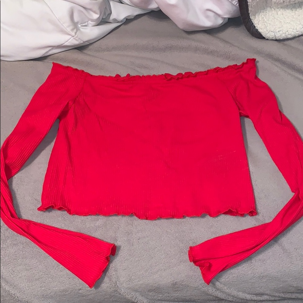 lettuce long sleeve crop top